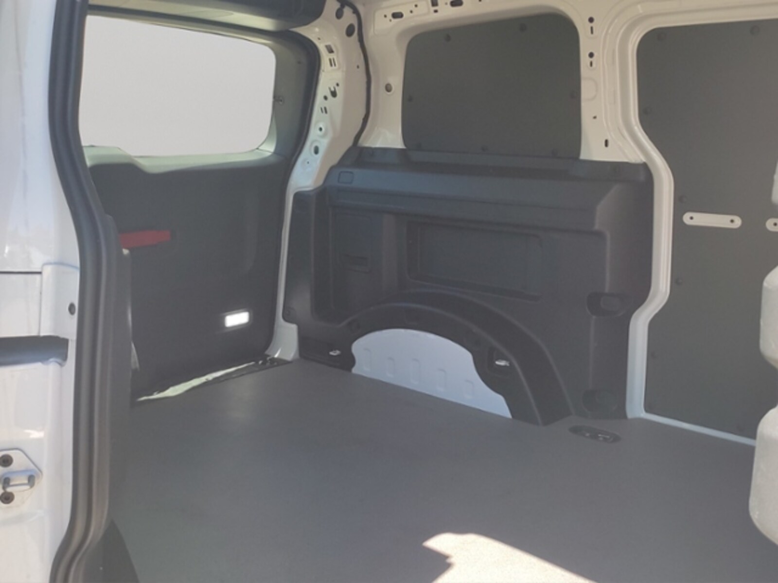 Volkswagen ID. Buzz Cargo – Bild 14
