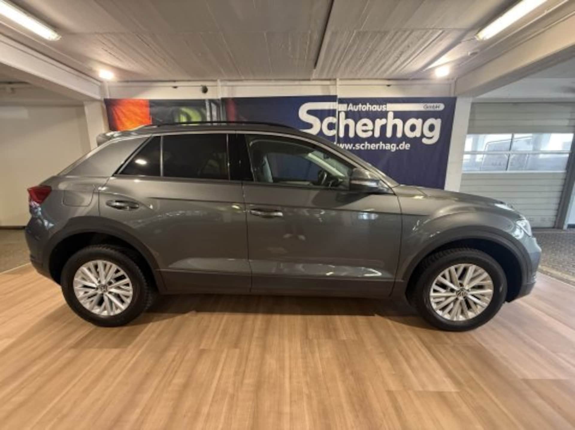 Volkswagen T-Roc Life