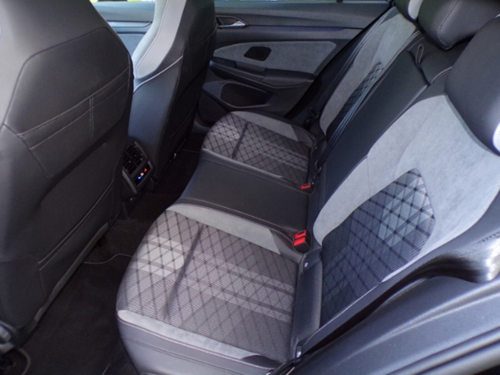 Volkswagen Golf – Bild 14