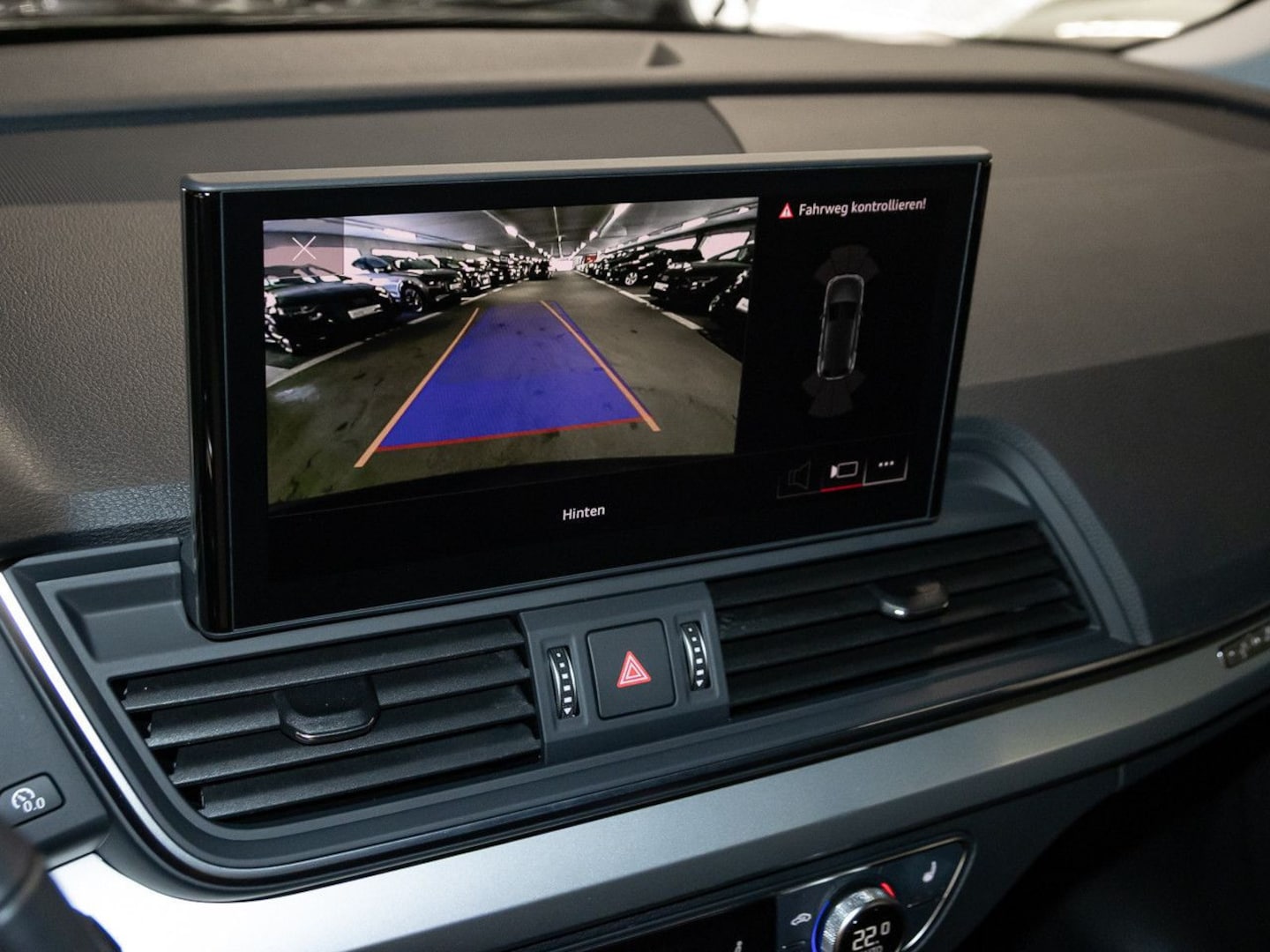 Bild über Audi Q5 40 TFSI quattro S tronic - für weitere Informationen kontaktieren Sie den Audi Partner