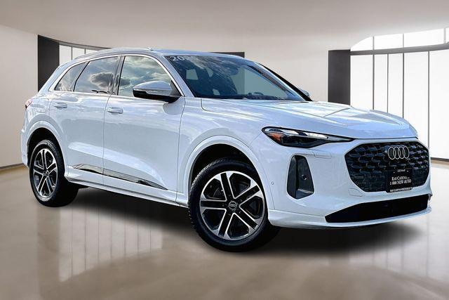 Photo of 2025 Audi Q5