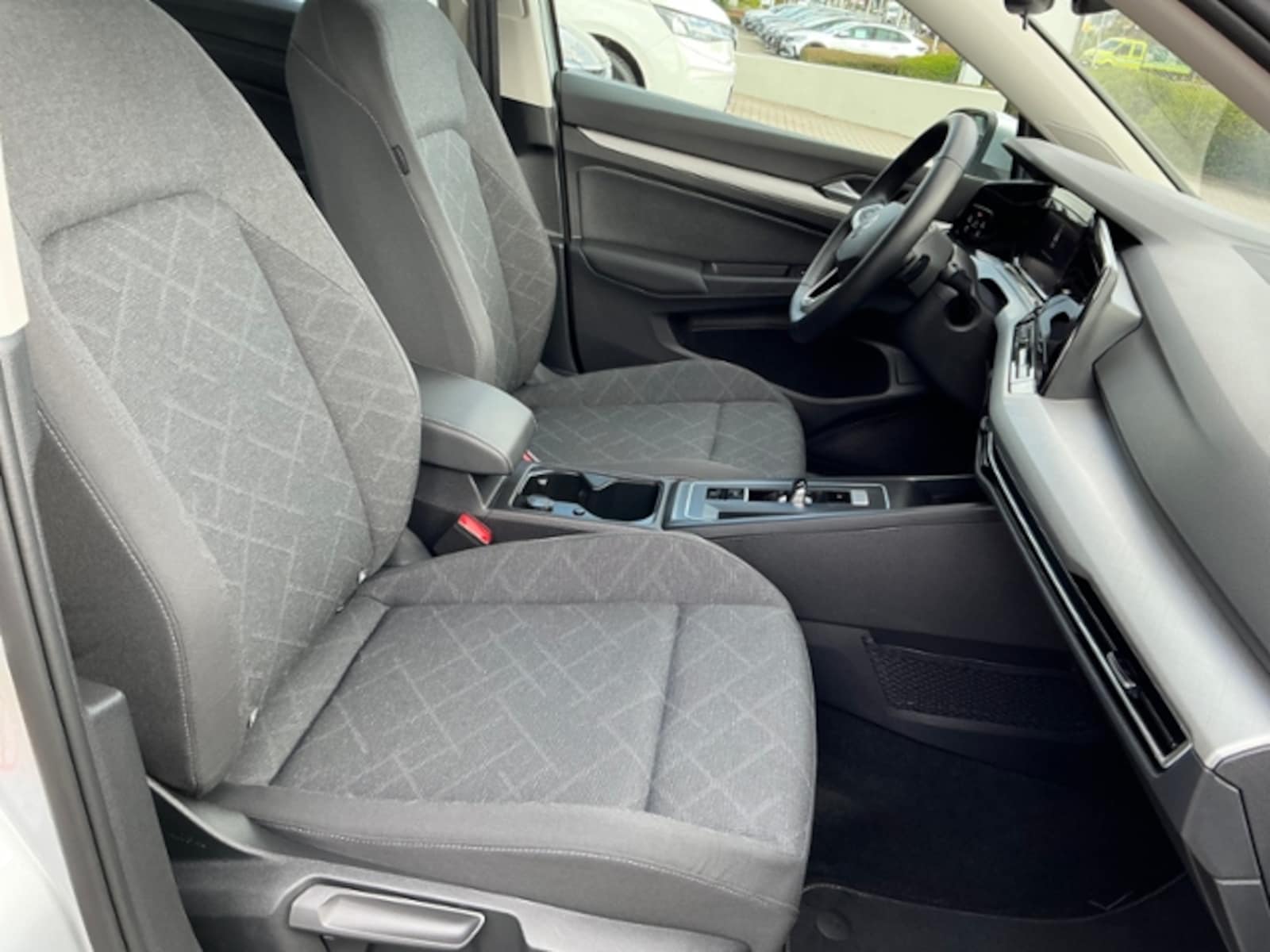Volkswagen Golf Variant – Bild 6