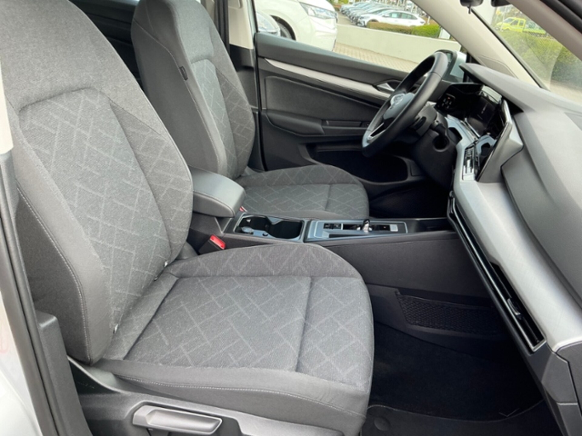 Volkswagen Golf Variant Life