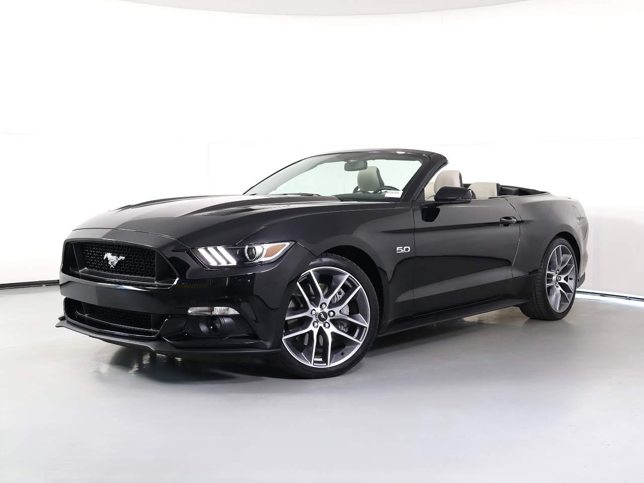 2016 Ford Mustang GT Convertible Premium's photo