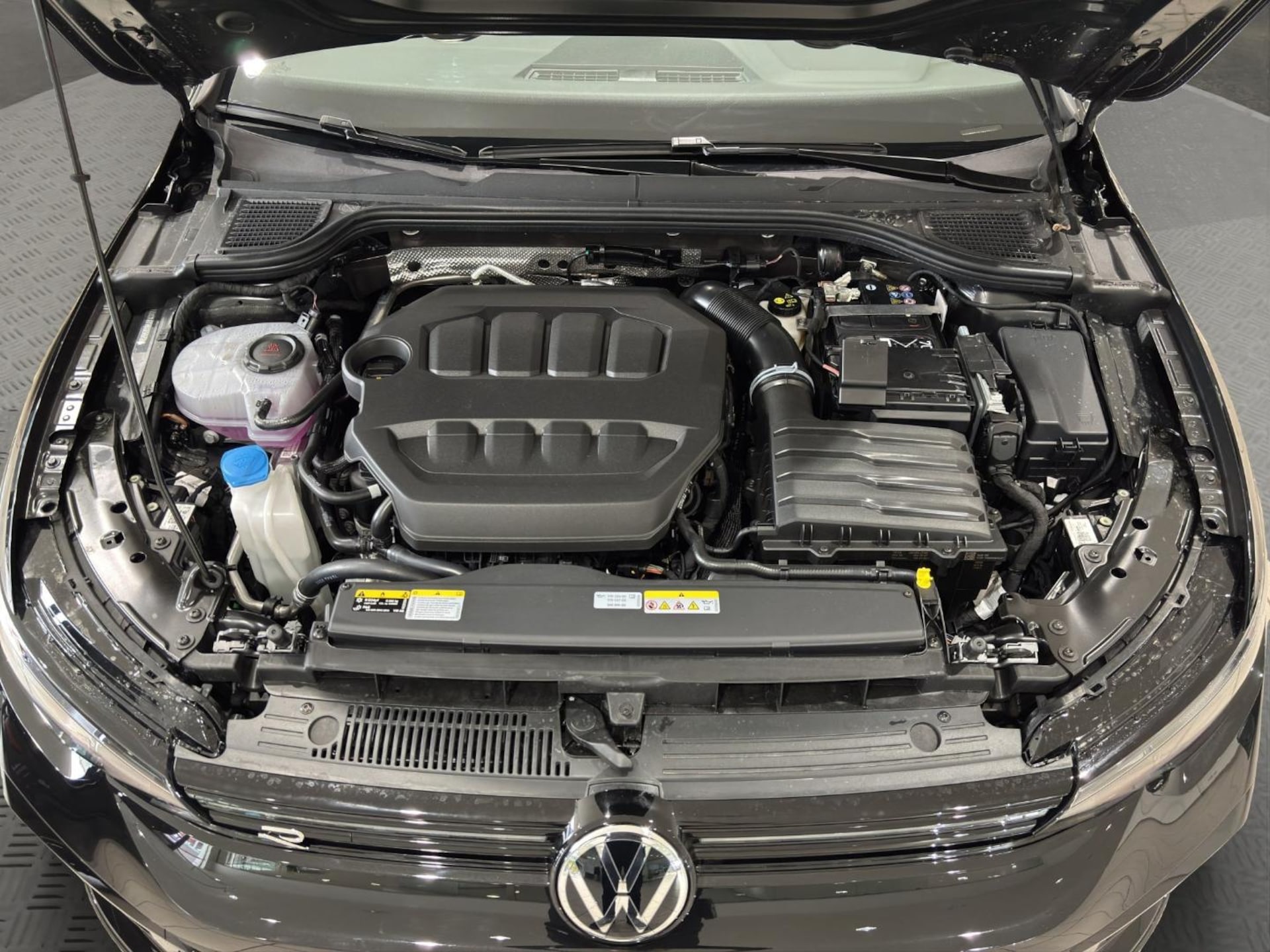 Volkswagen Golf Variant R