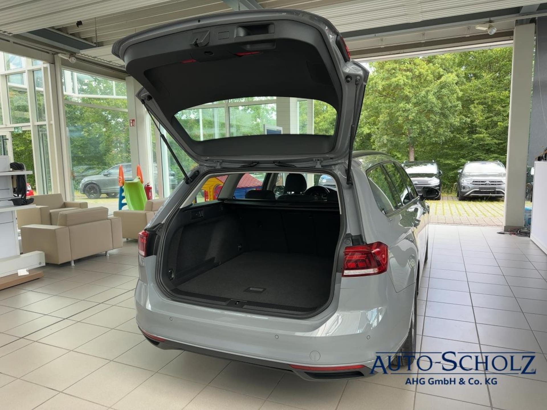 Volkswagen Passat Variant Basis-Modell
