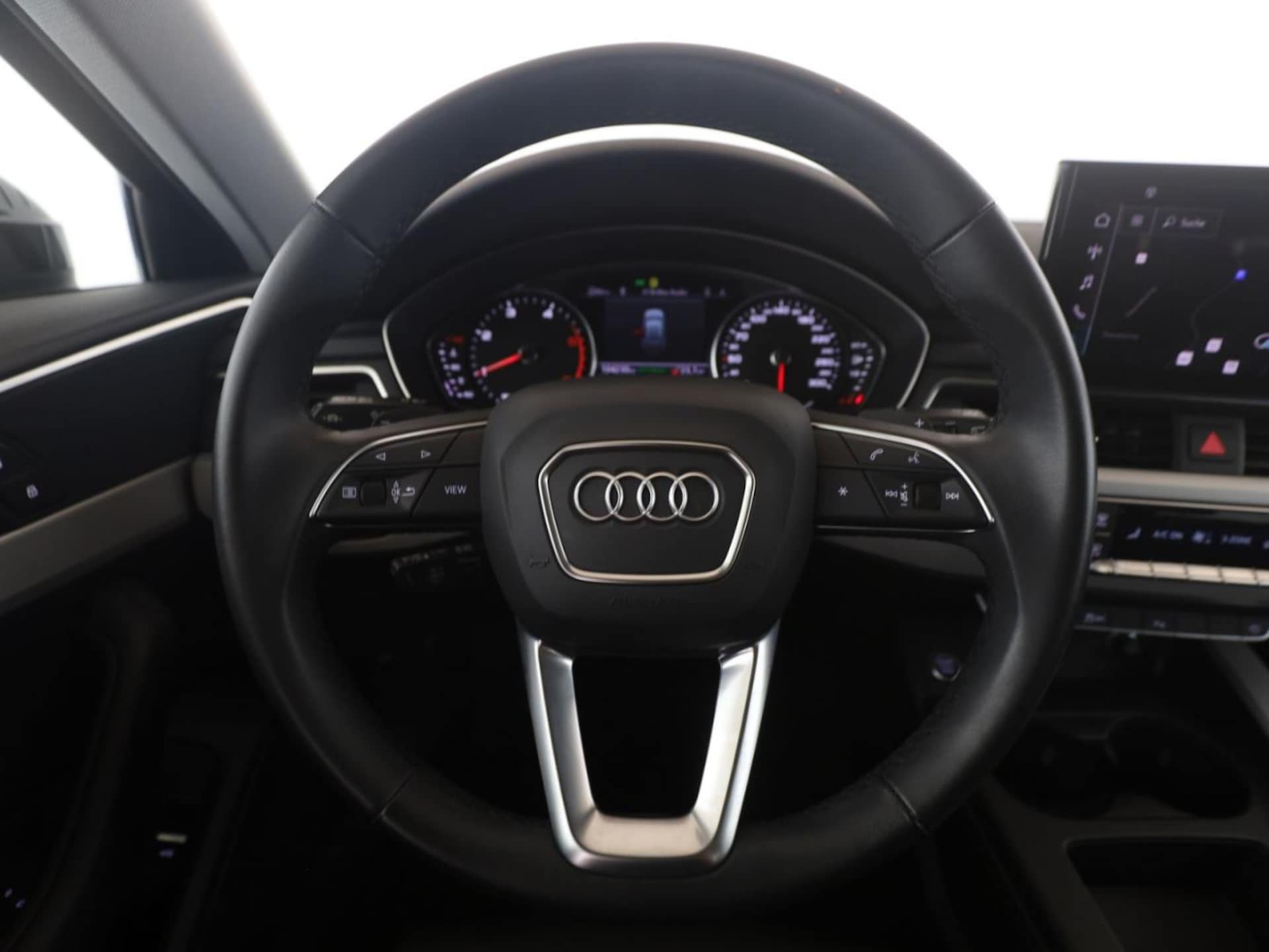 Audi A4 Avant S line