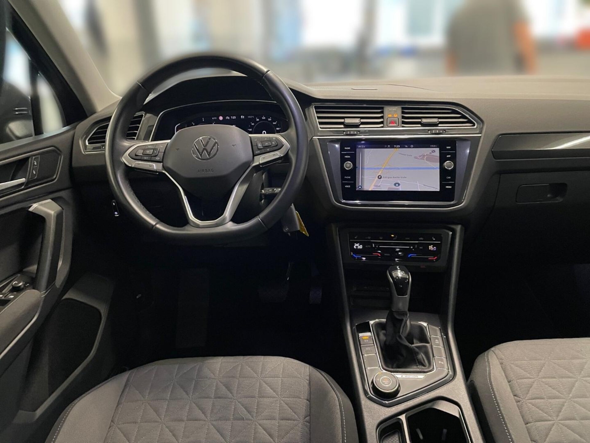 Volkswagen Tiguan Life