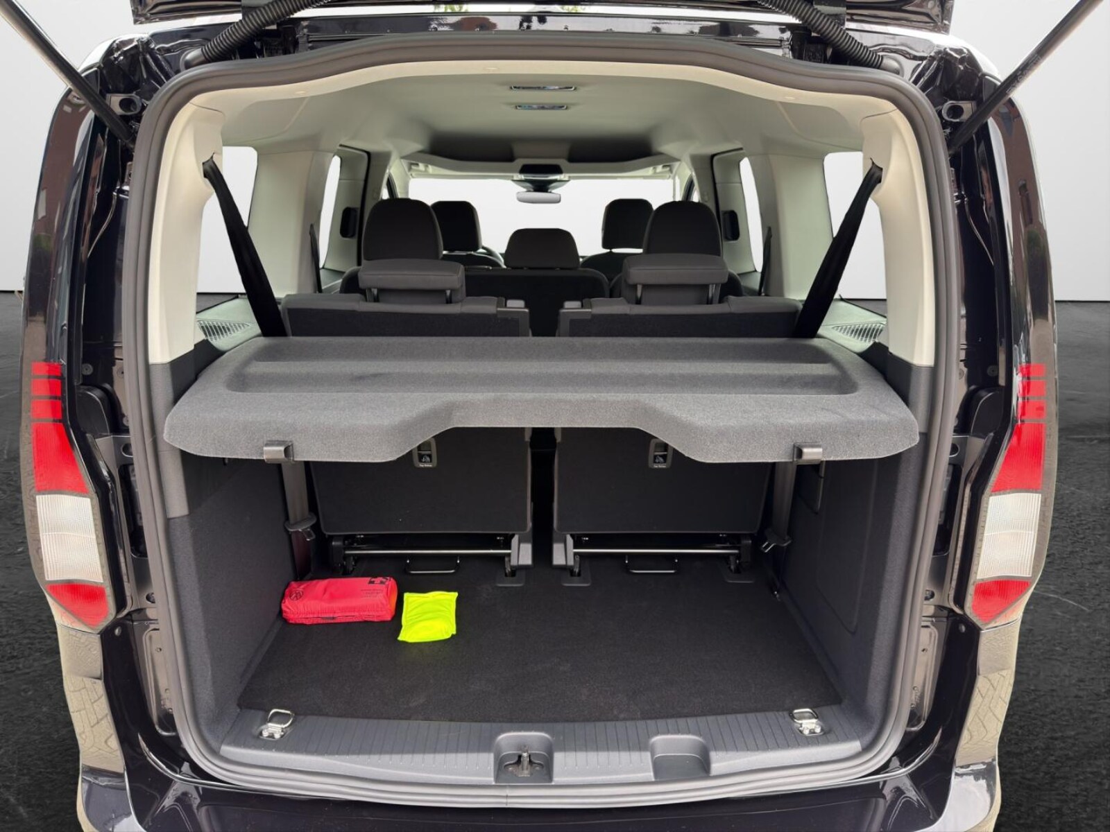 Volkswagen Caddy Maxi – Bild 13