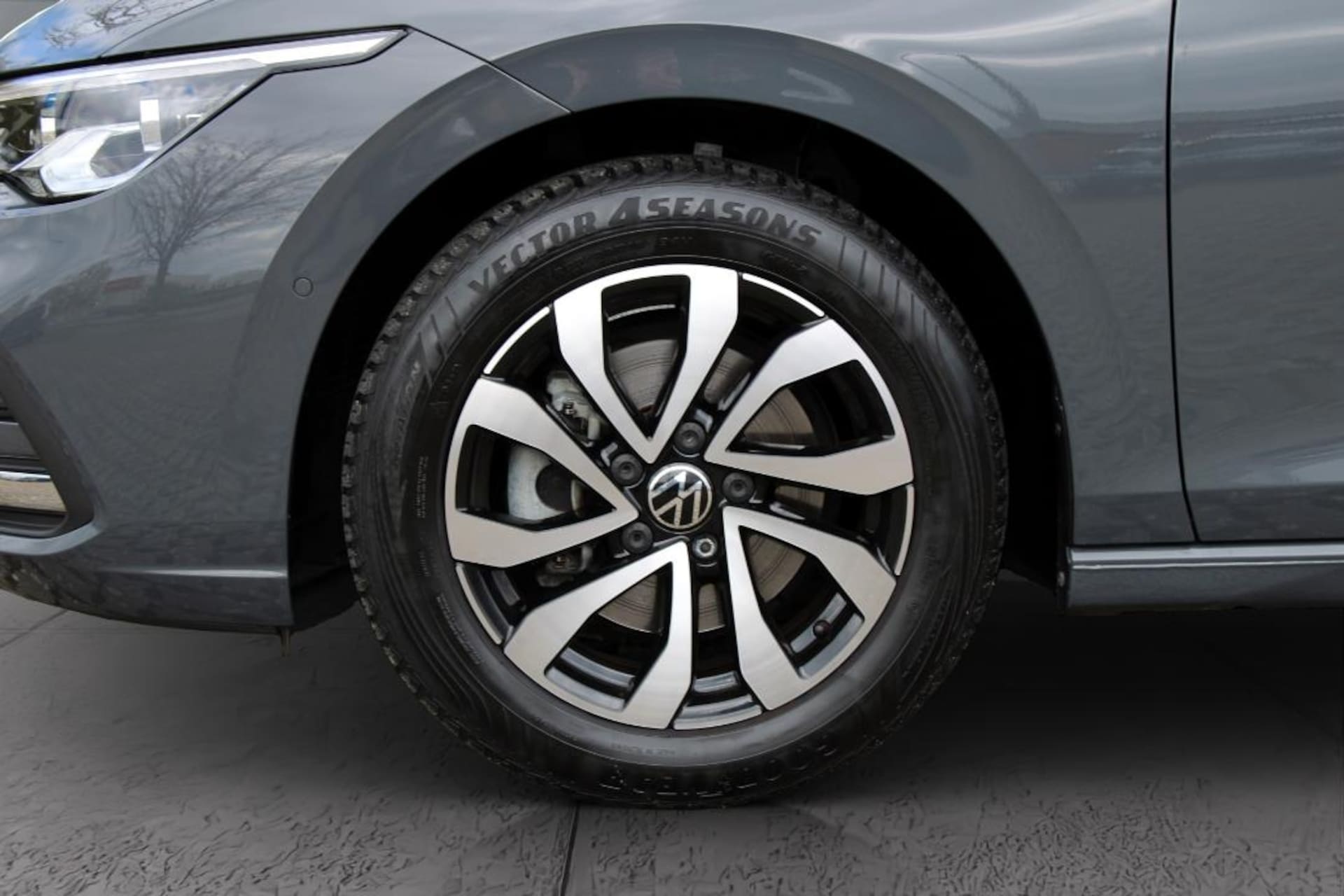 Volkswagen Golf Active