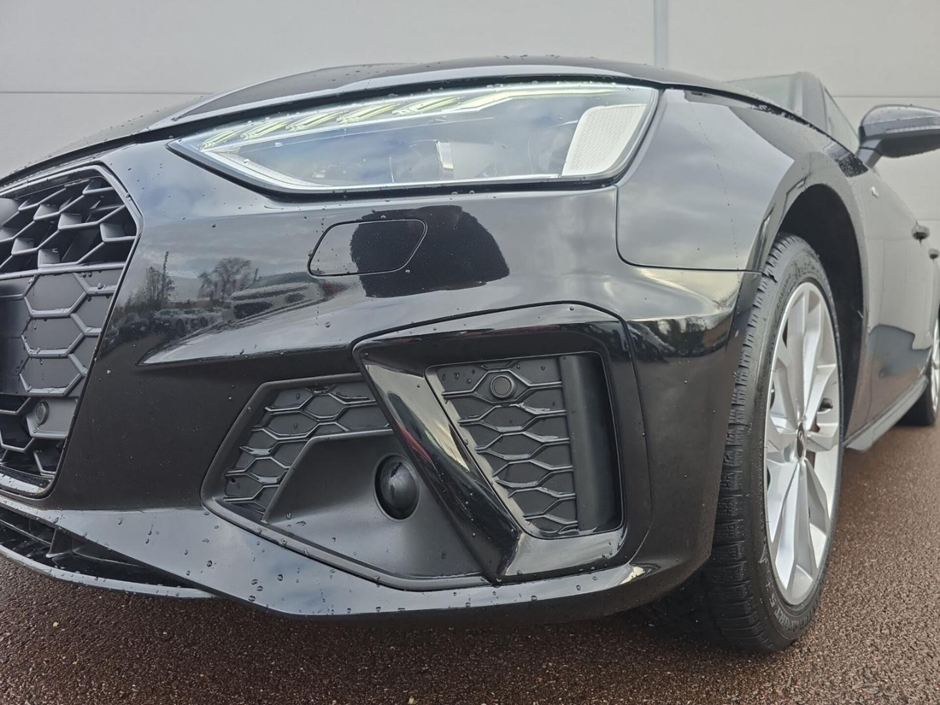 Audi A4 Avant S line