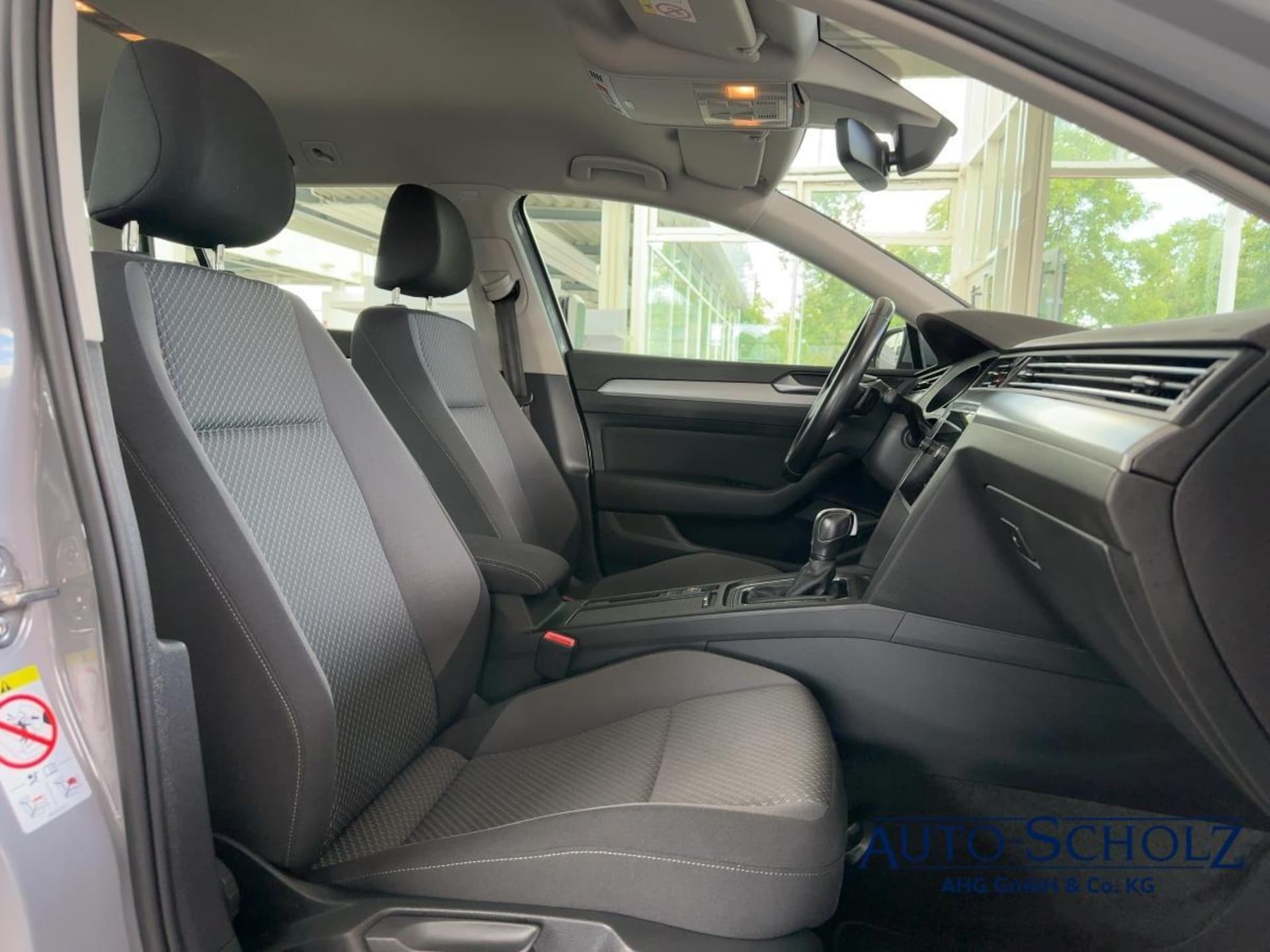 Volkswagen Passat Variant Basis-Modell
