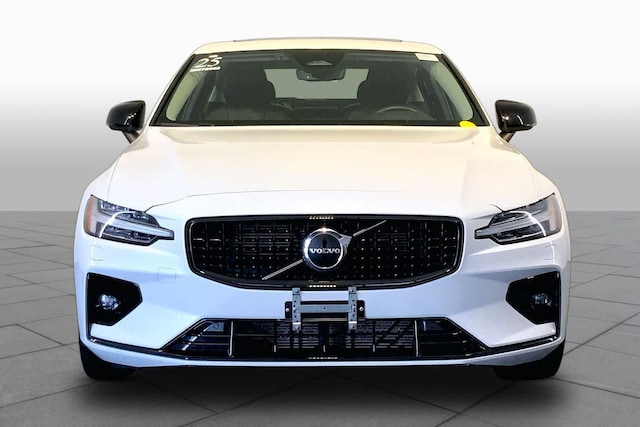 2025 Volvo S60