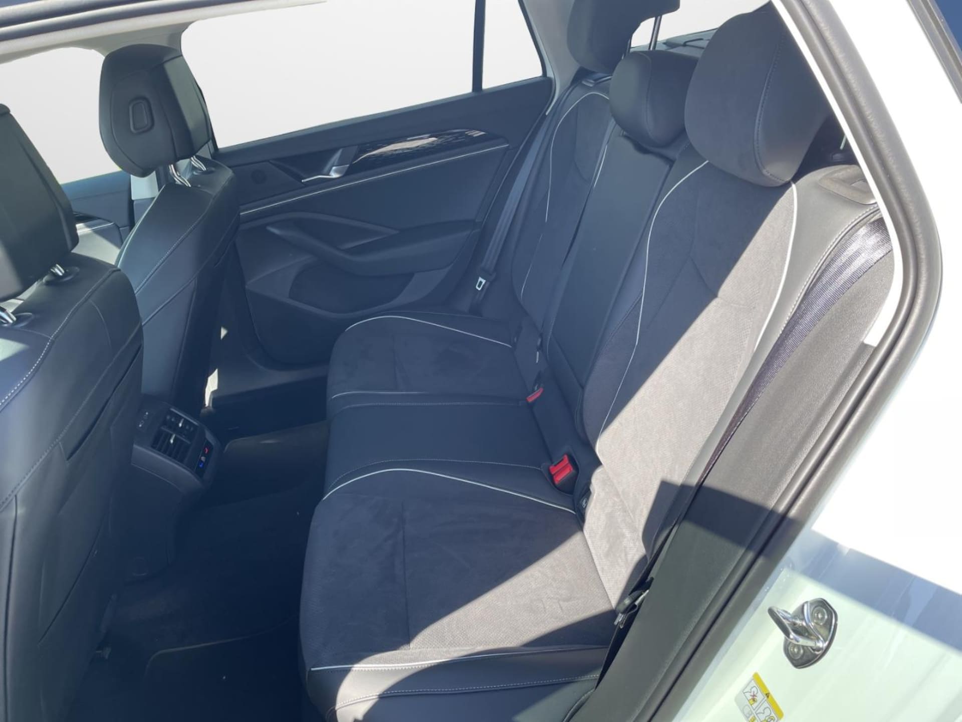 Volkswagen Passat Business