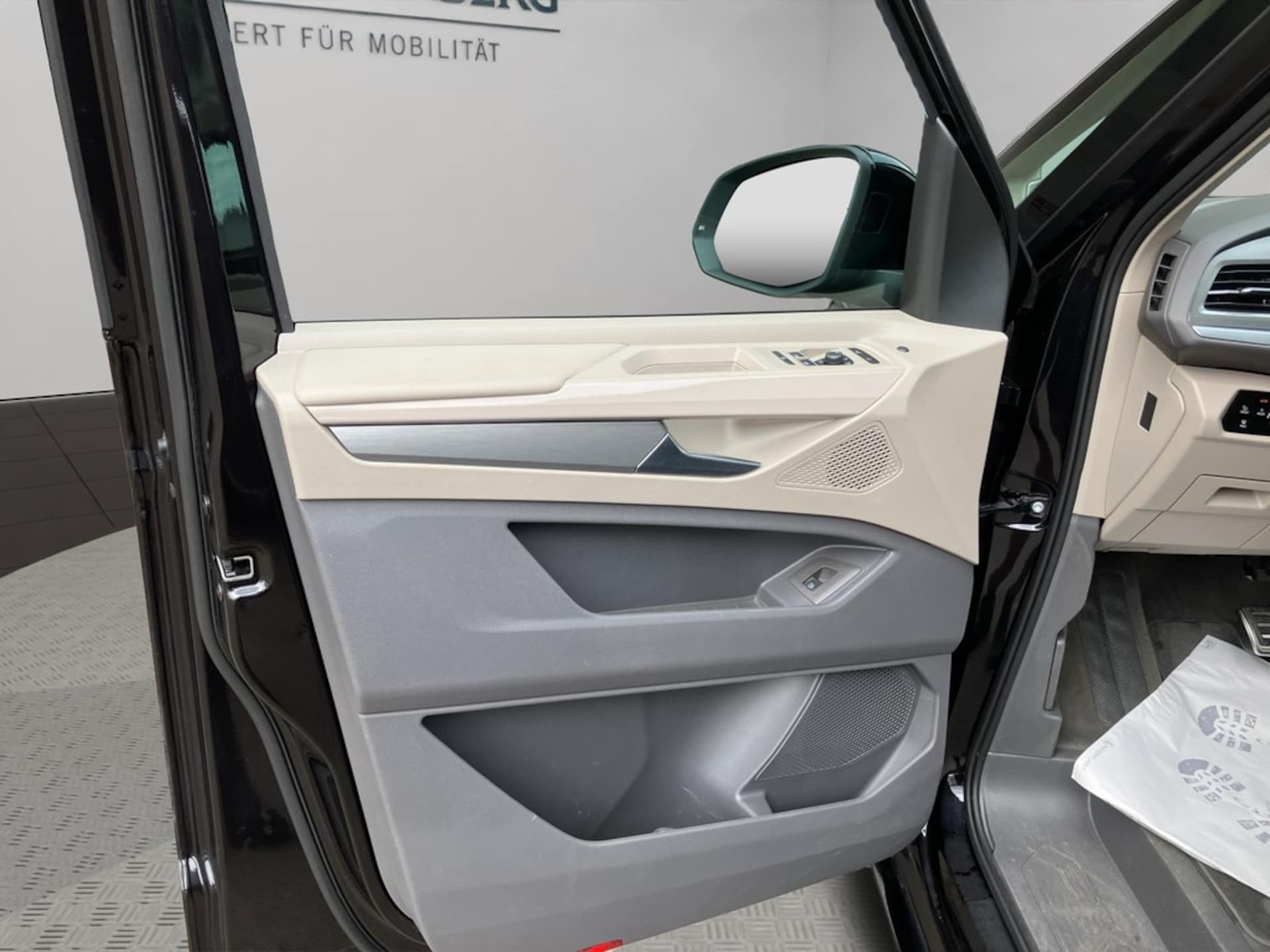 Volkswagen Multivan Style
