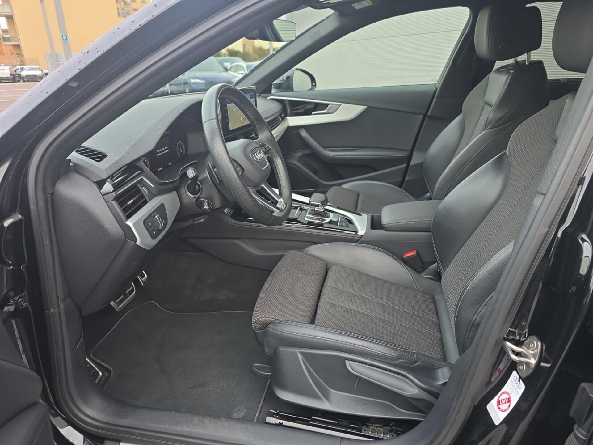 Audi A4 Avant S line