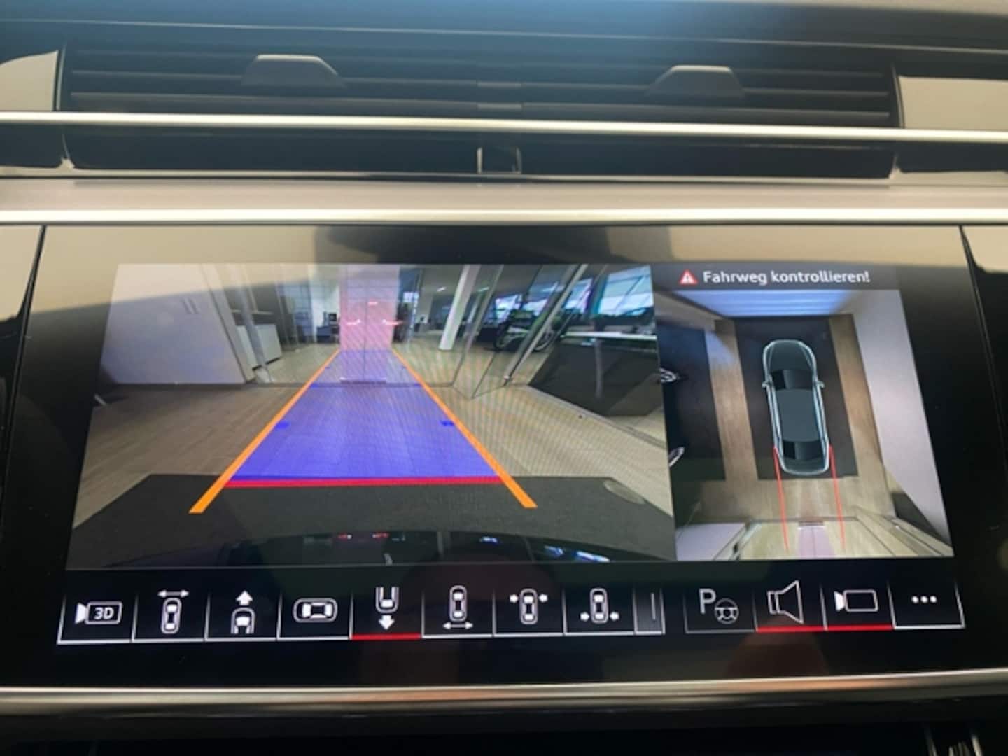 Bild über Audi A8 50 TDI quattro tiptronic - für weitere Informationen kontaktieren Sie den Audi Partner