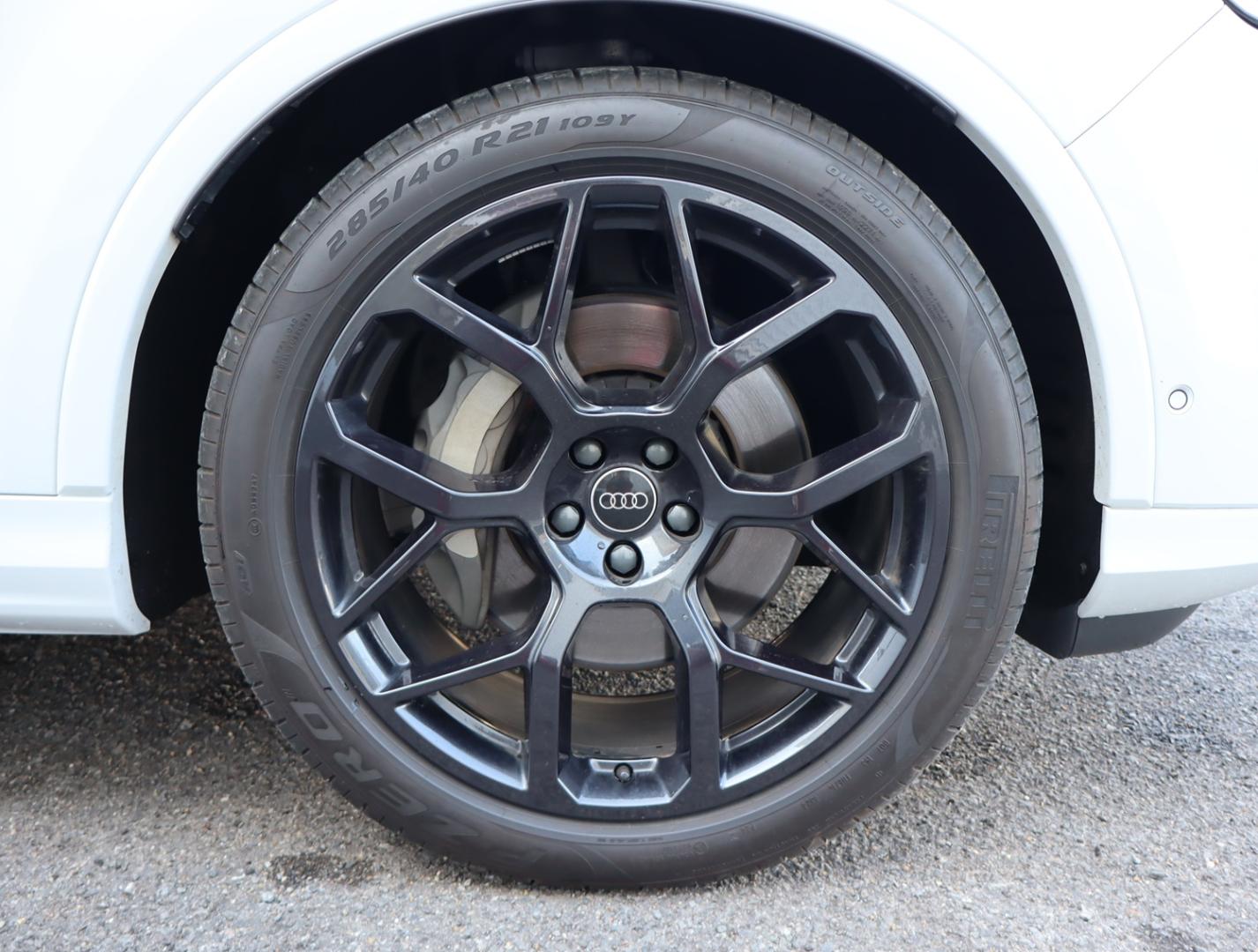 Audi Q7 SUV 55 TFSI quattro S line 250(340) kW(PS) tiptronic for more details contact your dealer