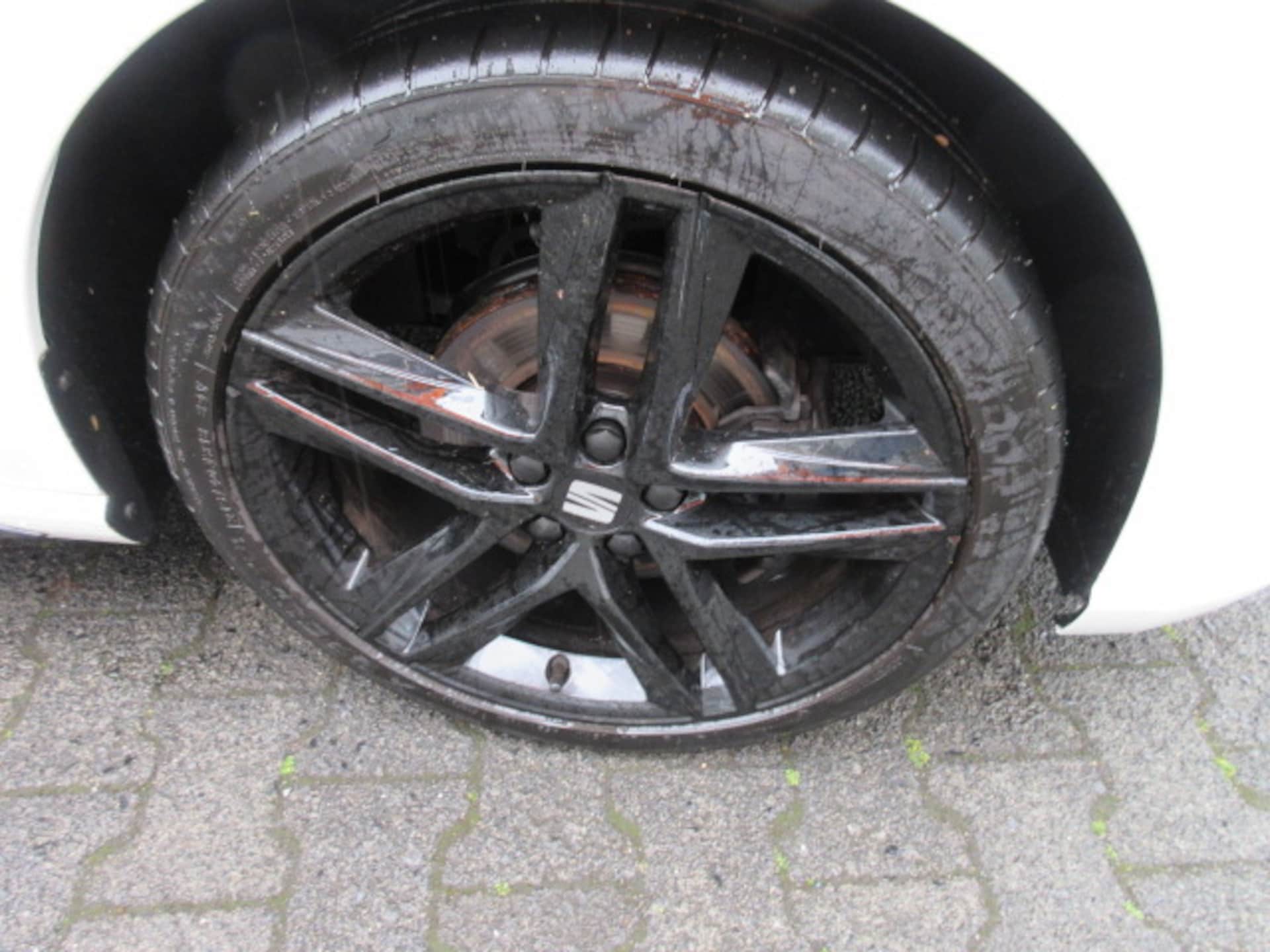 SEAT Ibiza FR Pro Black Edition