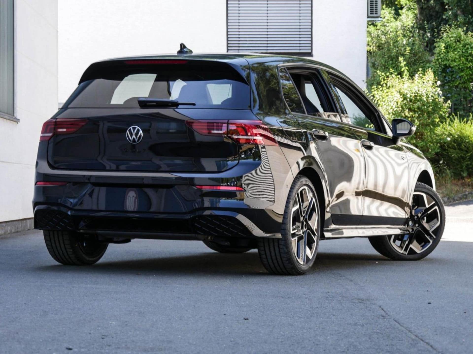 Volkswagen Golf R-Line
