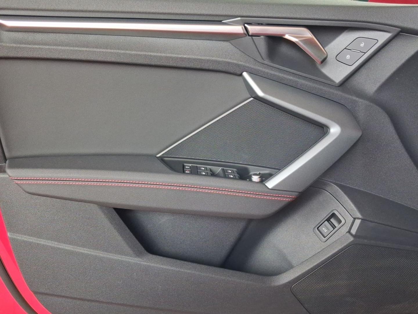 Bild über Audi A3 Sportback TDI S tronic - für weitere Informationen kontaktieren Sie den Audi Partner