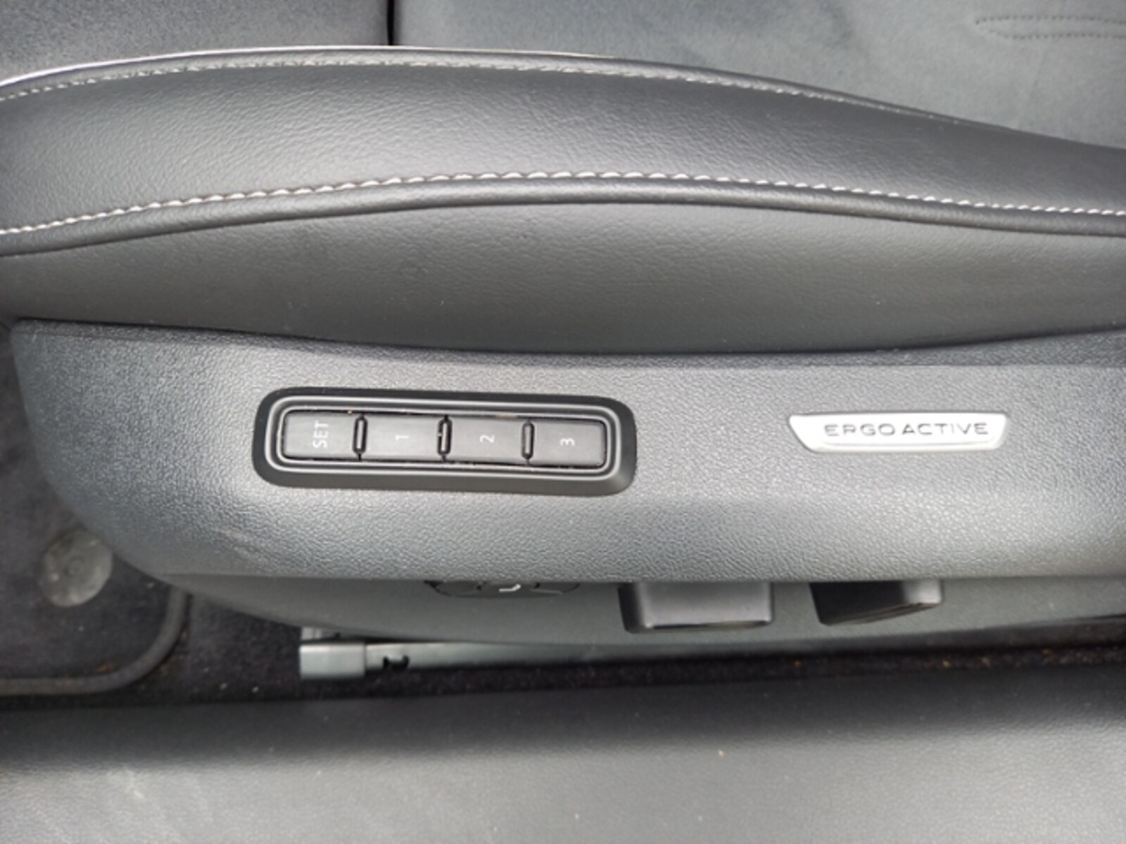 Volkswagen Passat – Bild 15