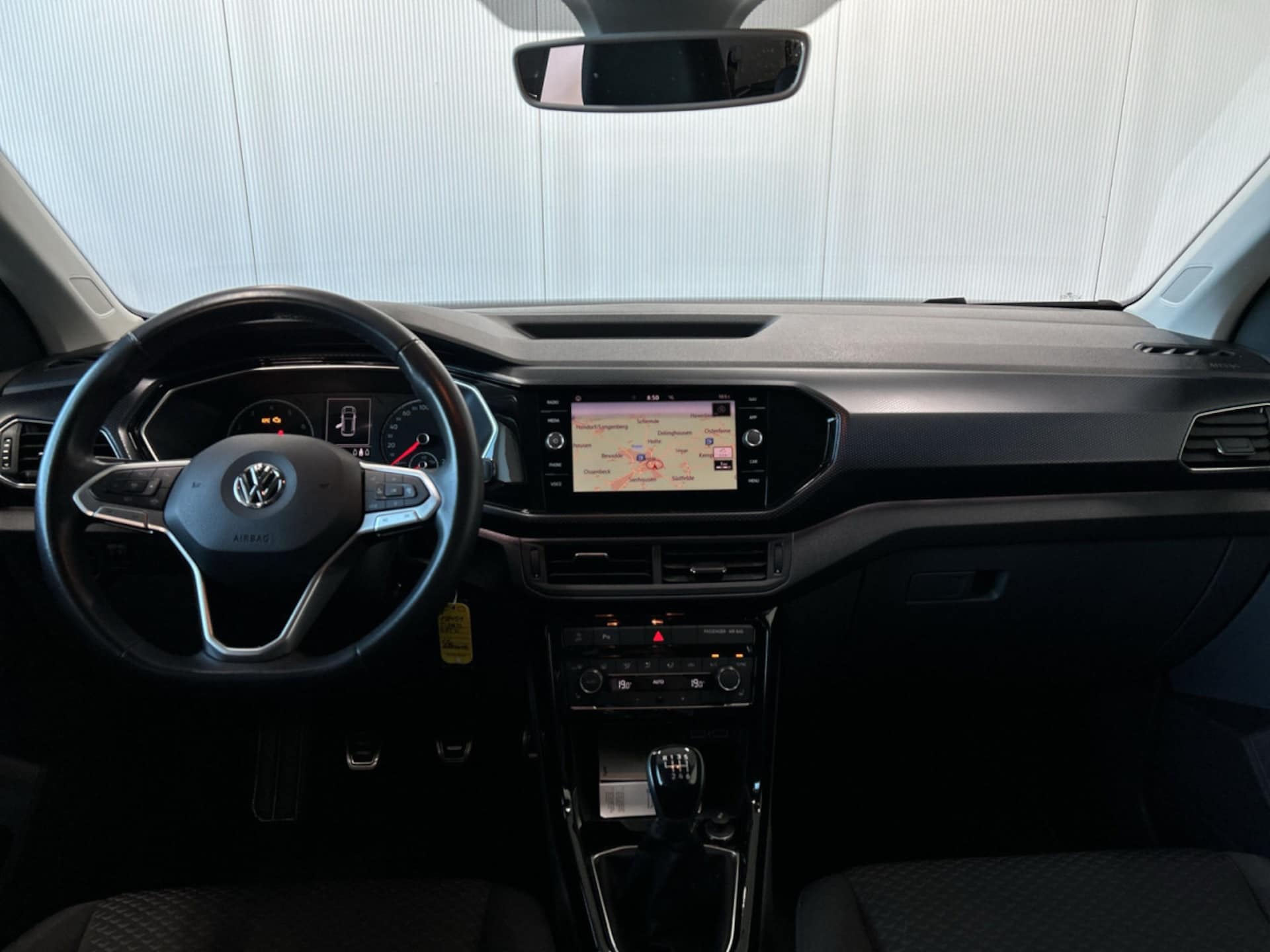 Volkswagen T-Cross United