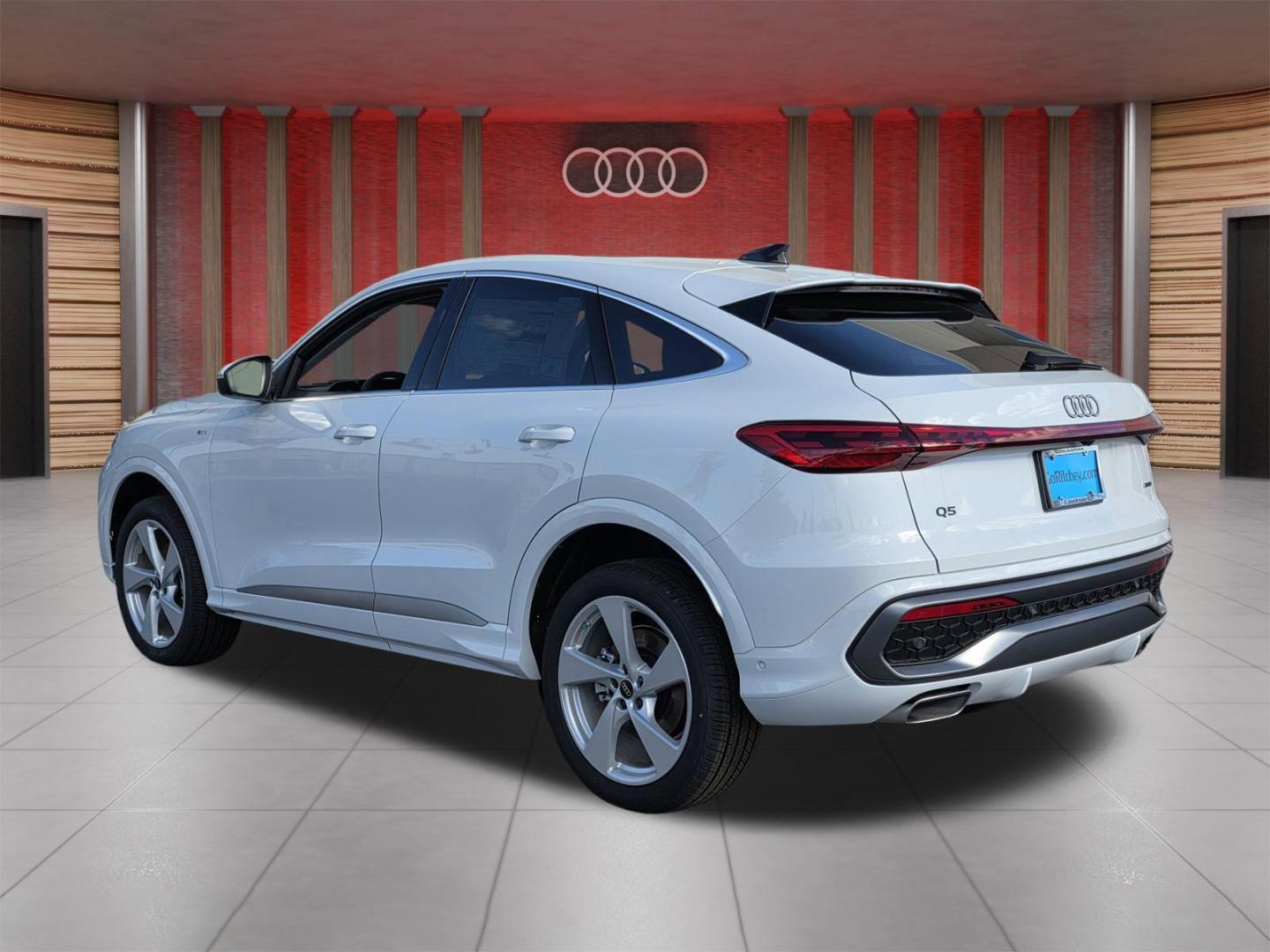 2025 Audi Q5 Sportback Premium Plus - Photo 6