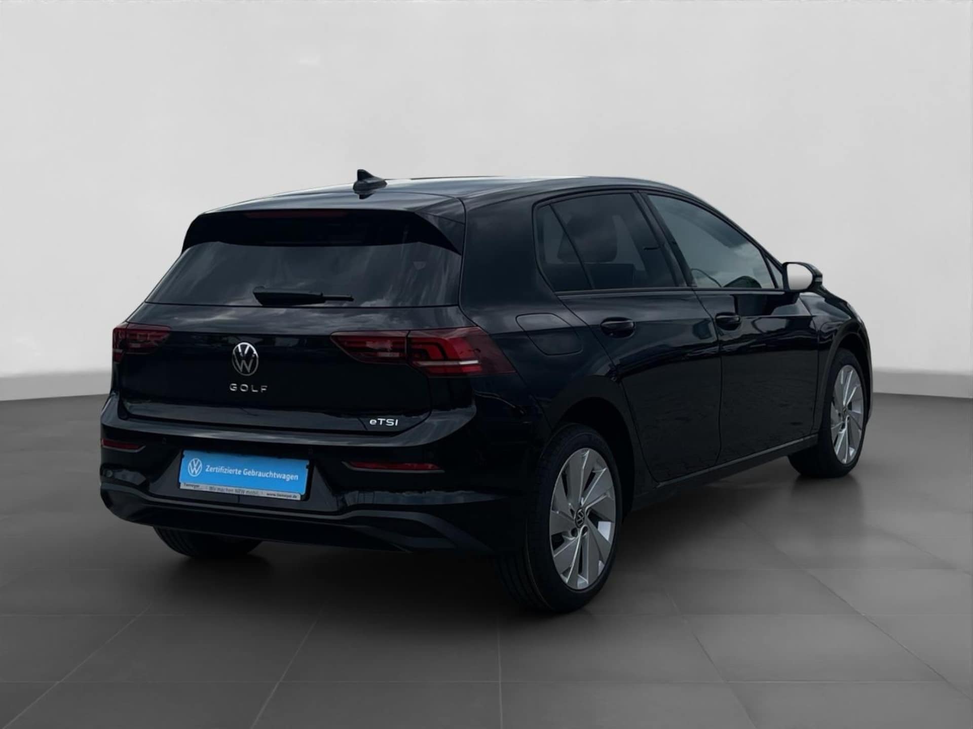Volkswagen Golf Life
