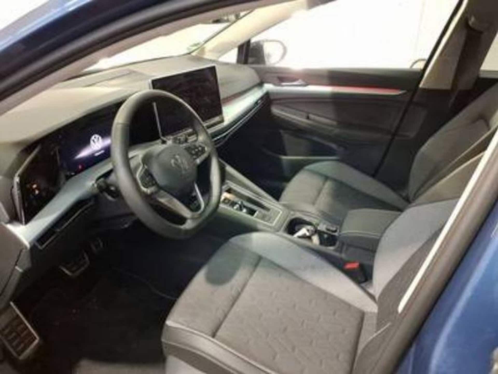 Volkswagen Golf Life