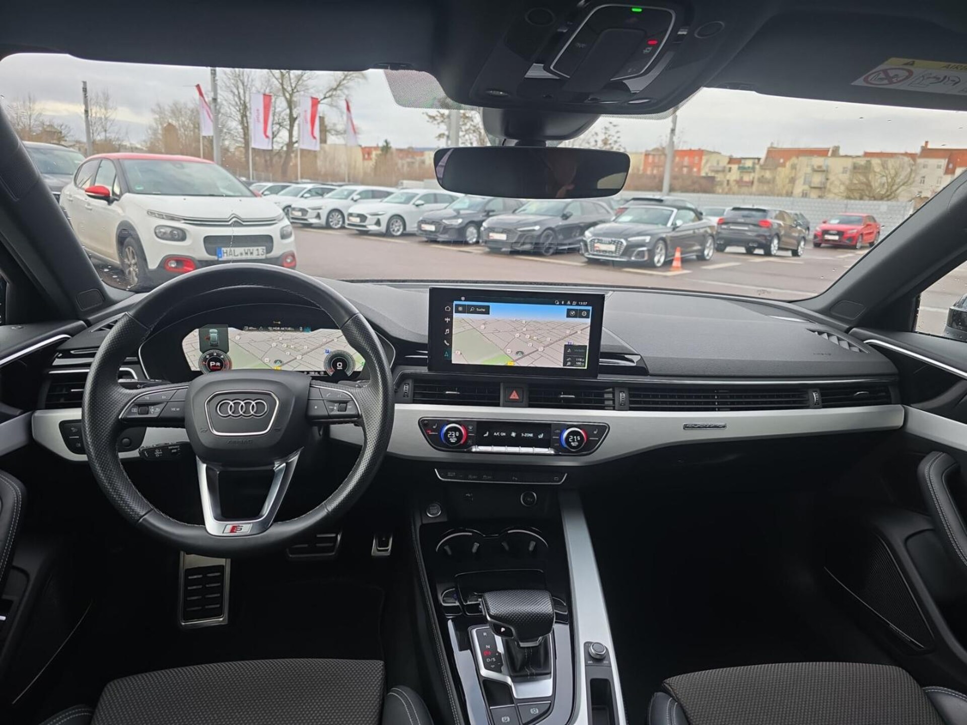 Audi A4 Avant S line