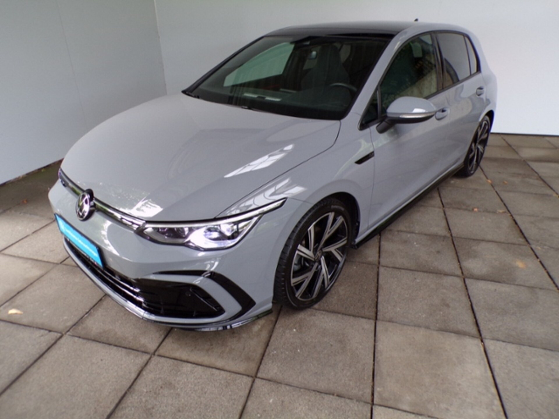 Volkswagen Golf R-Line