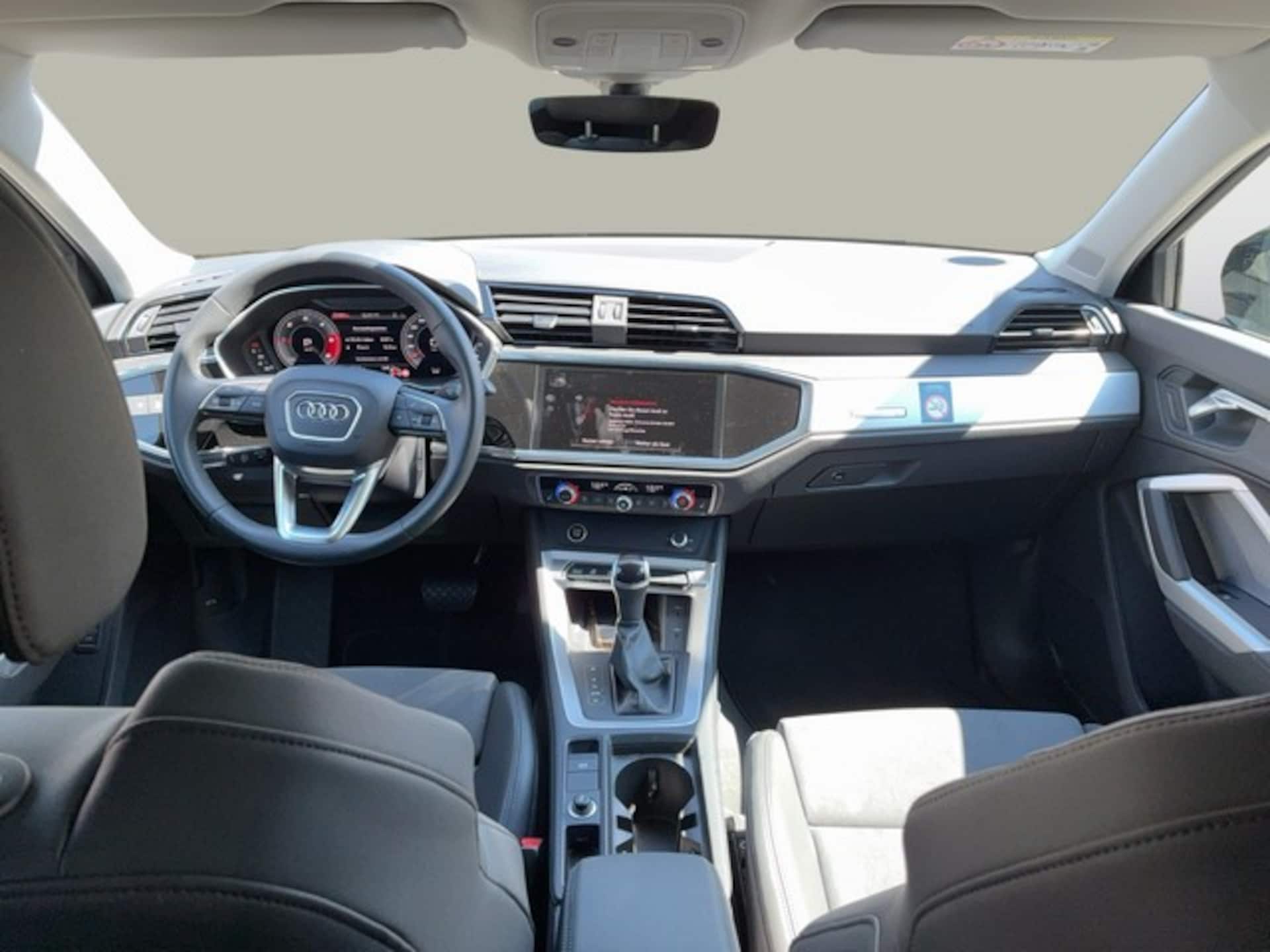 Audi Q3 Sportback S line