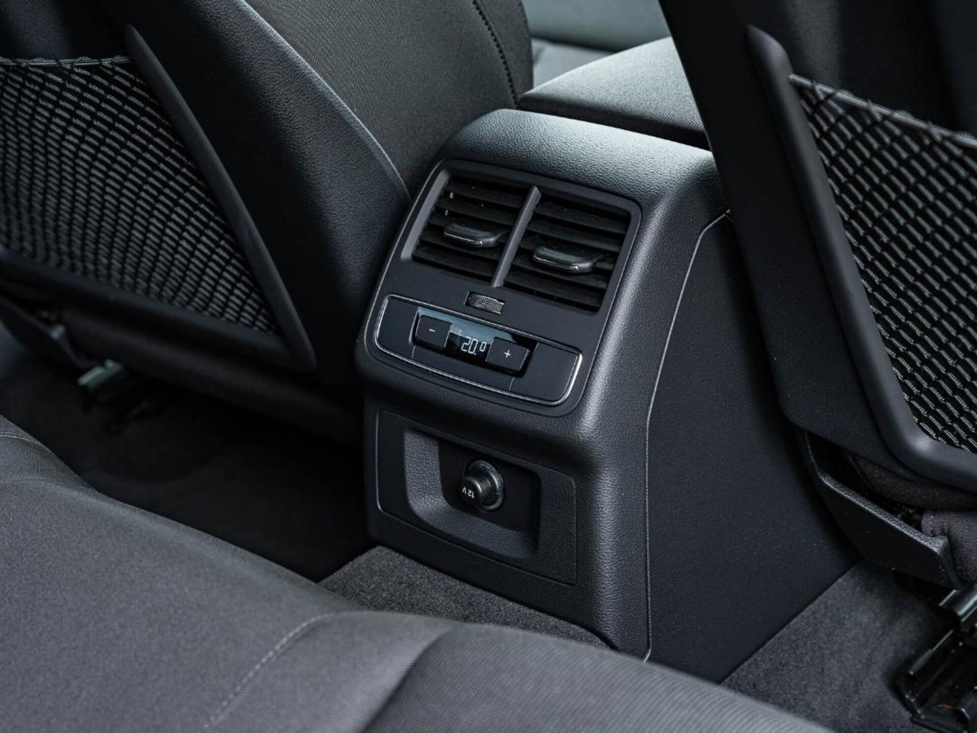Audi A4 Limousine S line