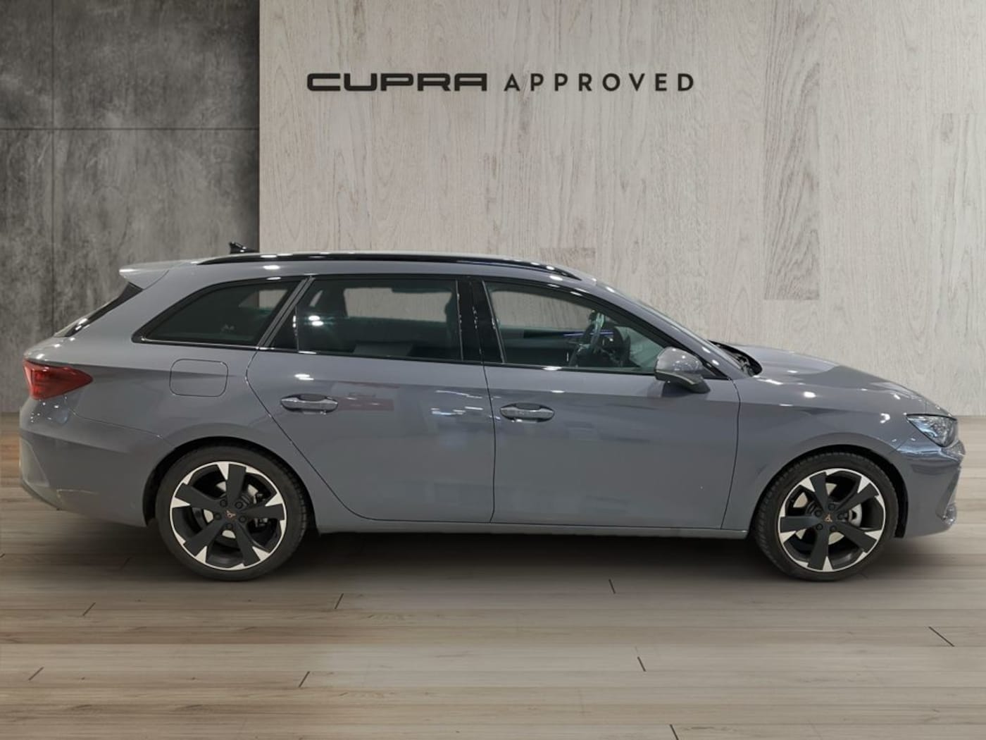 CUPRA Leon Sportstourer 1.5 TSI e-Hybrid DSG 150 kW (204 CV) — photo 3