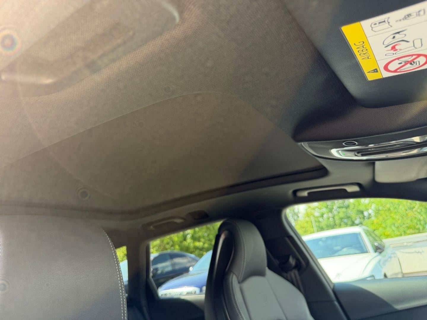 Bild über Audi A4 Avant S line 40 TFSI quattro S tronic - für weitere Informationen kontaktieren Sie den Audi Partner