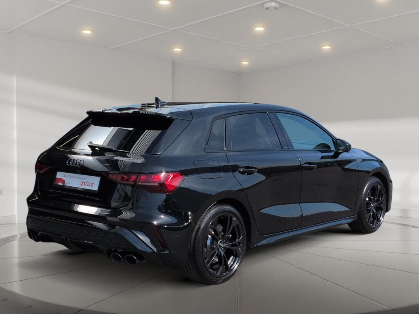 Bild über Audi S3 Sportback TFSI quattro S tronic - für weitere Informationen kontaktieren Sie den Audi Partner
