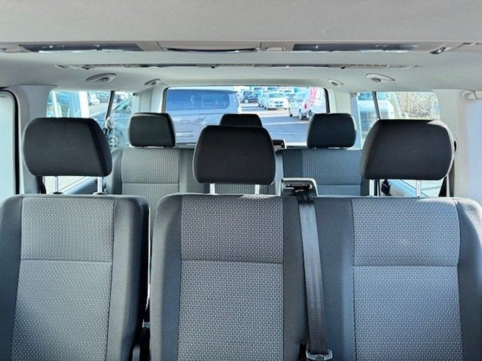 Volkswagen T6.1 Caravelle langer Radstand Trendline