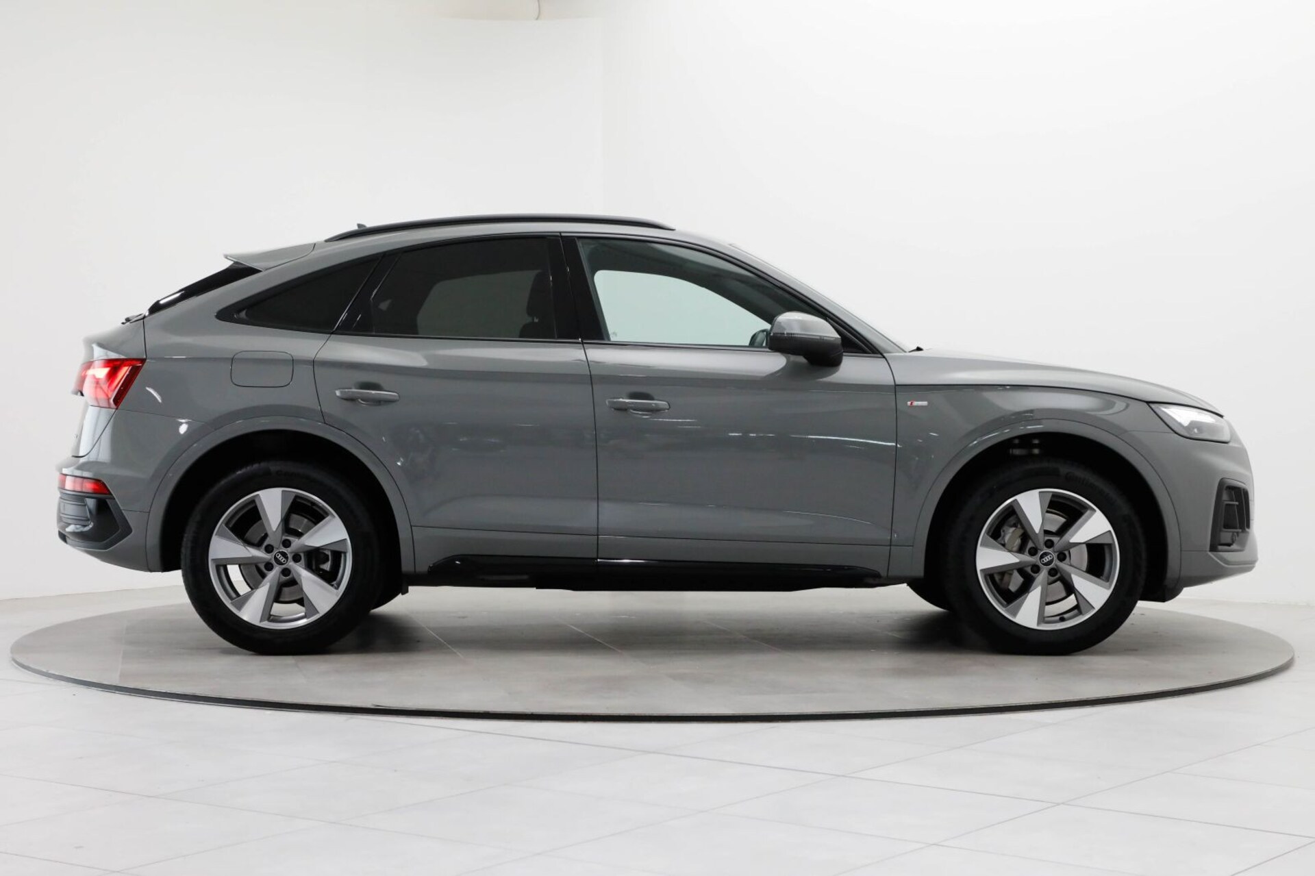 Audi Q5 Sportback S line