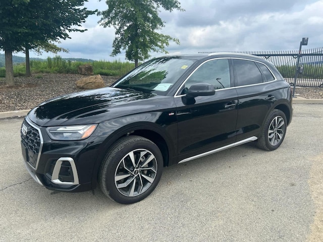 Photo of 2023 Audi Q5