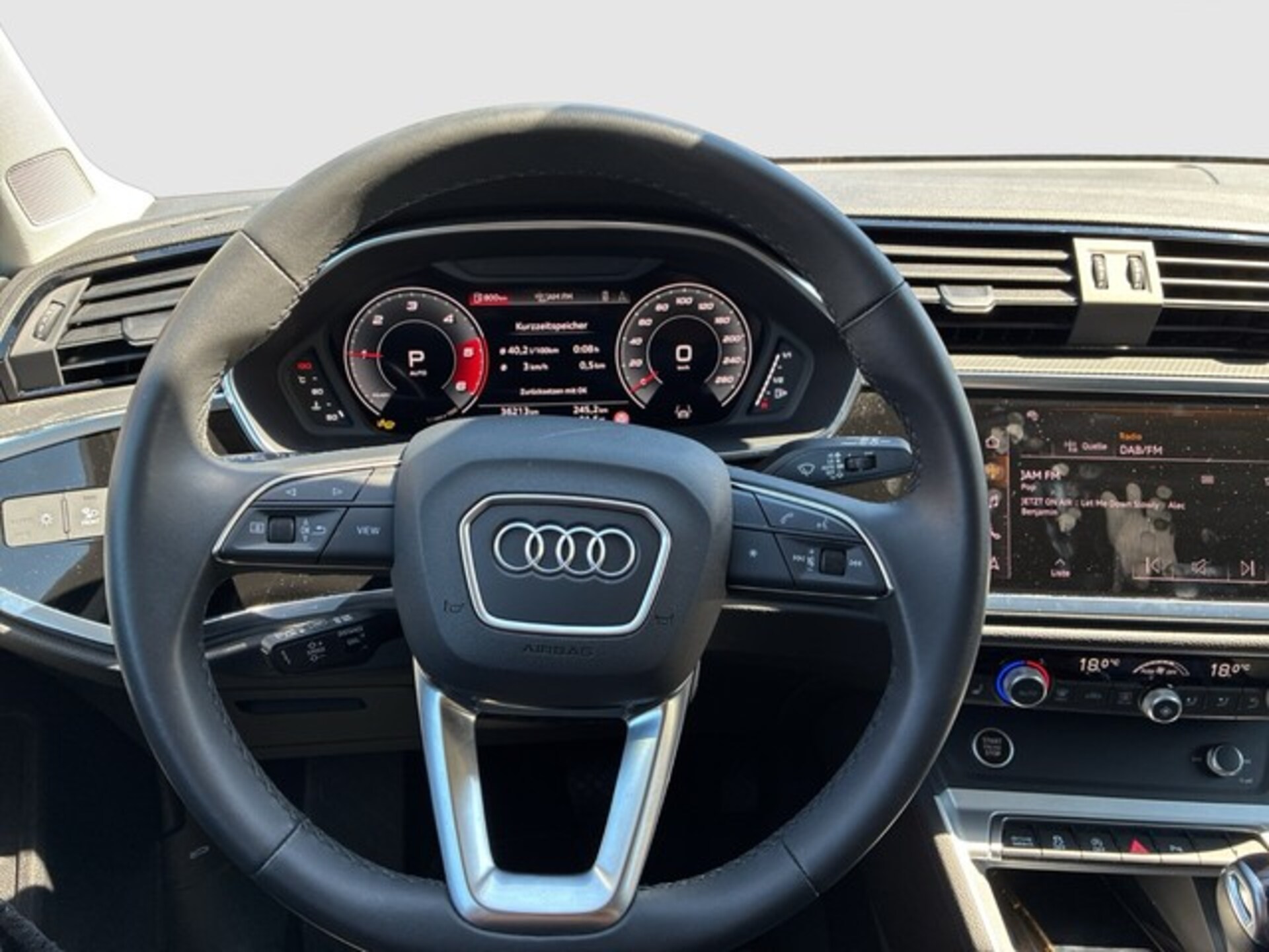Audi Q3 Sportback S line
