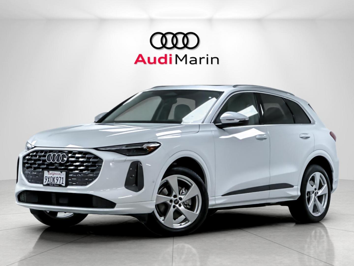 2025 Audi Q5 40 Premium Plus's photo