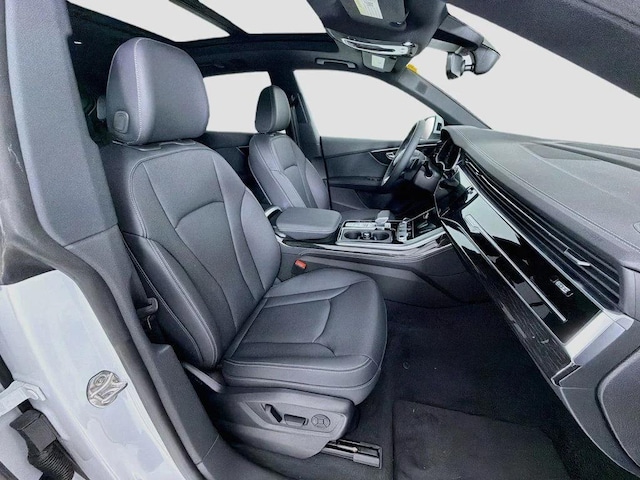 2026 Audi Q8 Premium Plus - Photo 30