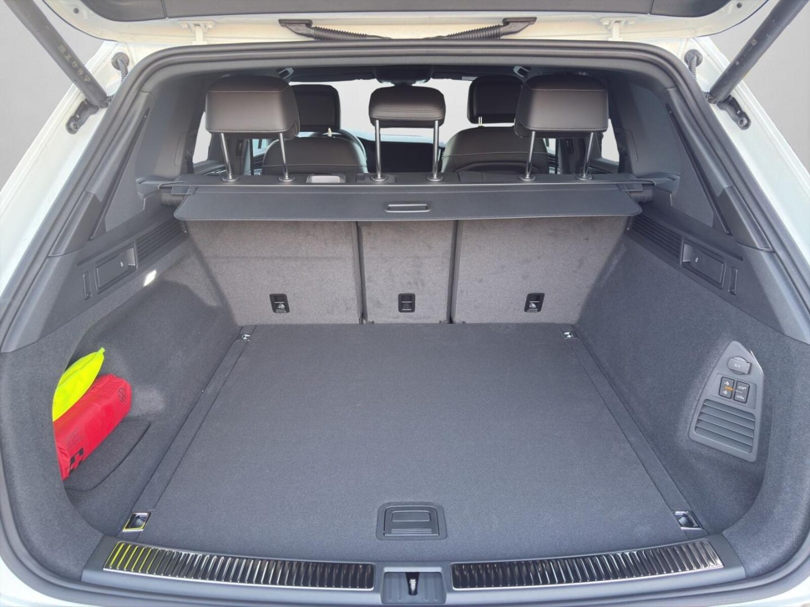 Volkswagen Touareg – Bild 15