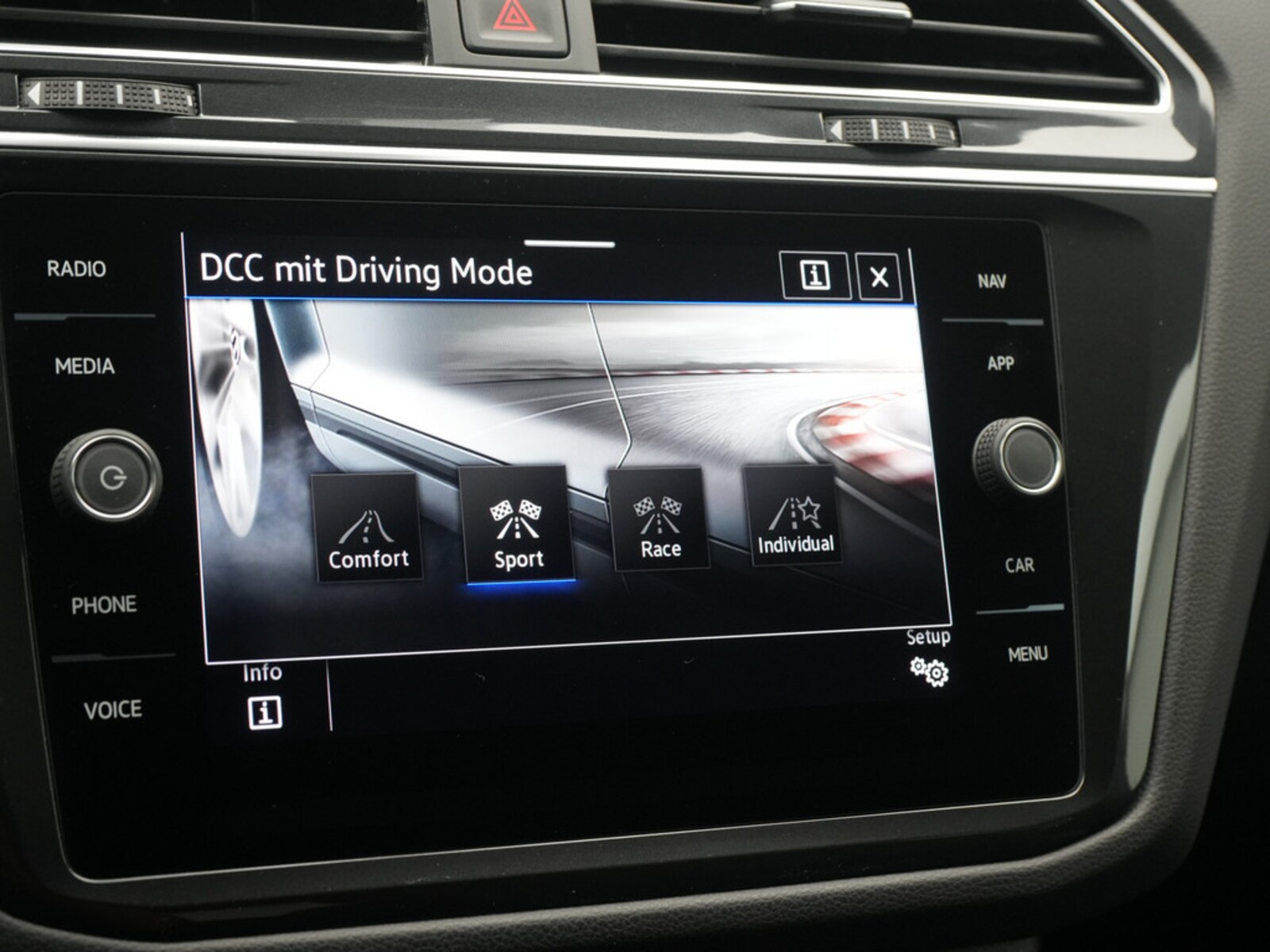 Volkswagen Tiguan – Bild 9