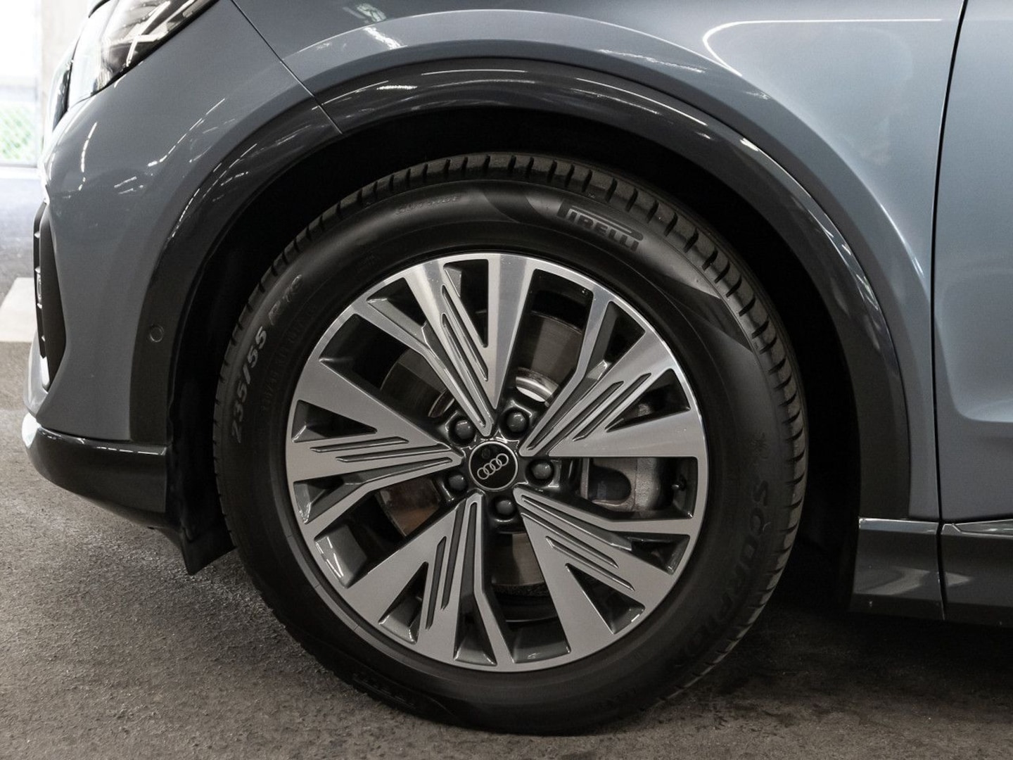 Bild über Audi Q4 e-tron 40 e-tron 150 kW - für weitere Informationen kontaktieren Sie den Audi Partner