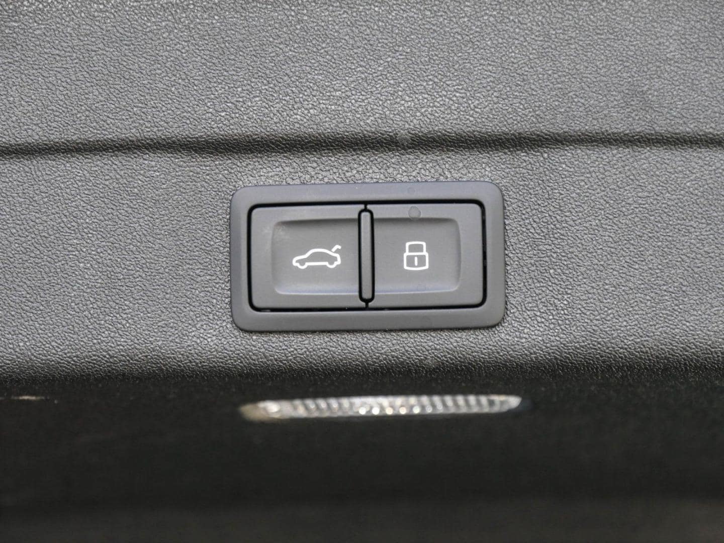 Bild über Audi A5 Avant TFSI S tronic - für weitere Informationen kontaktieren Sie den Audi Partner