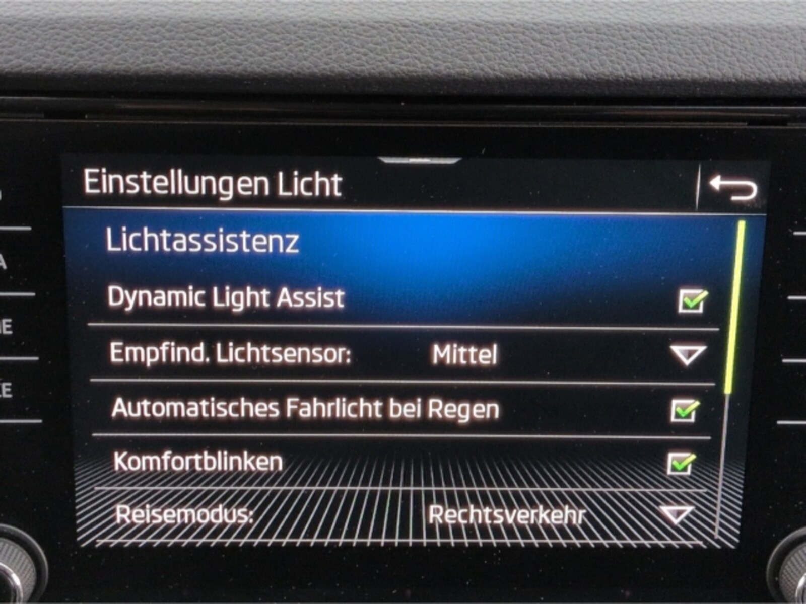 Škoda Karoq – Bild 14