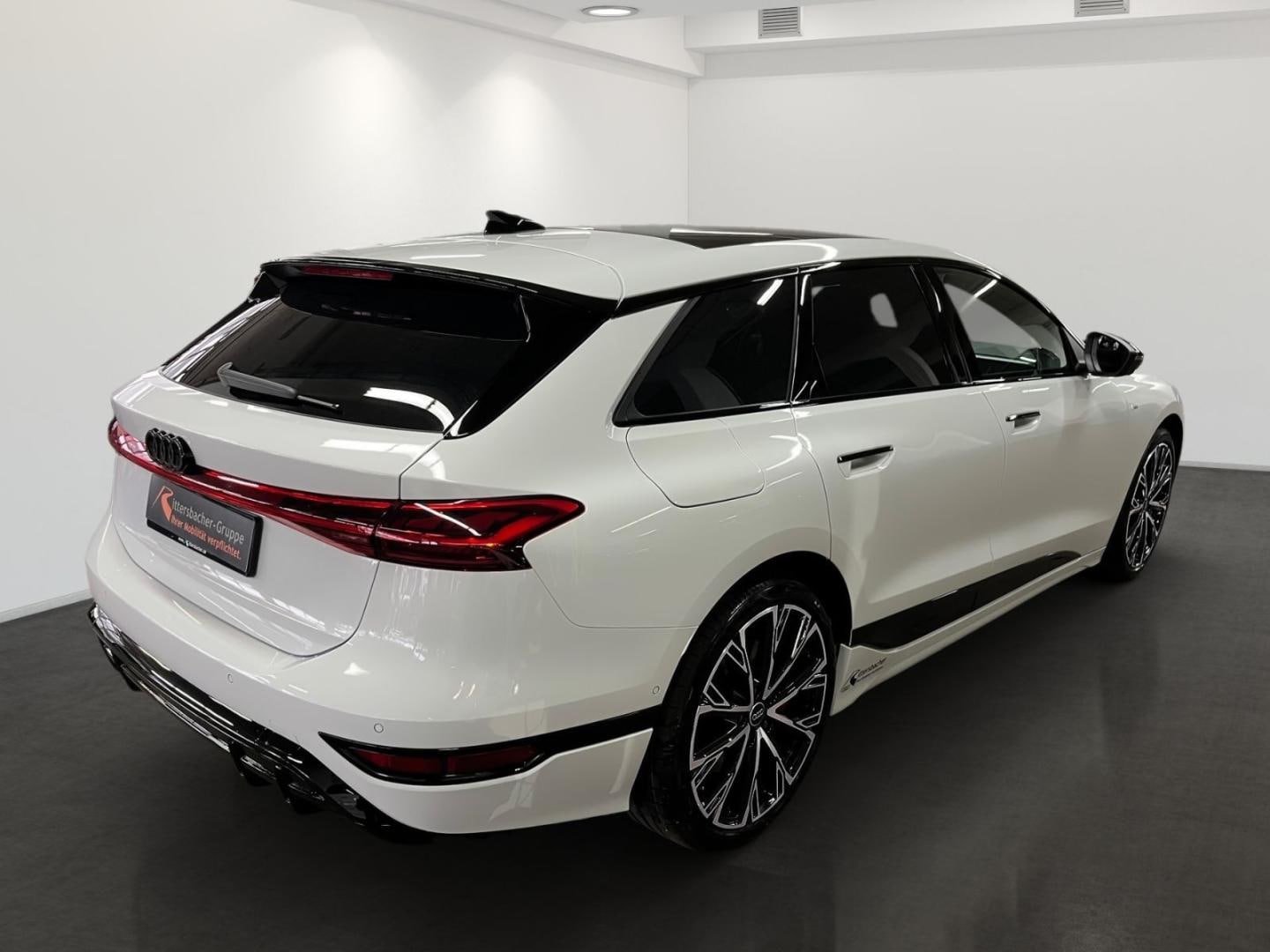 Bild über Audi A6 Avant e-tron S line business e-tron performance 270 kW - für weitere Informationen kontaktieren Sie den Audi Partner