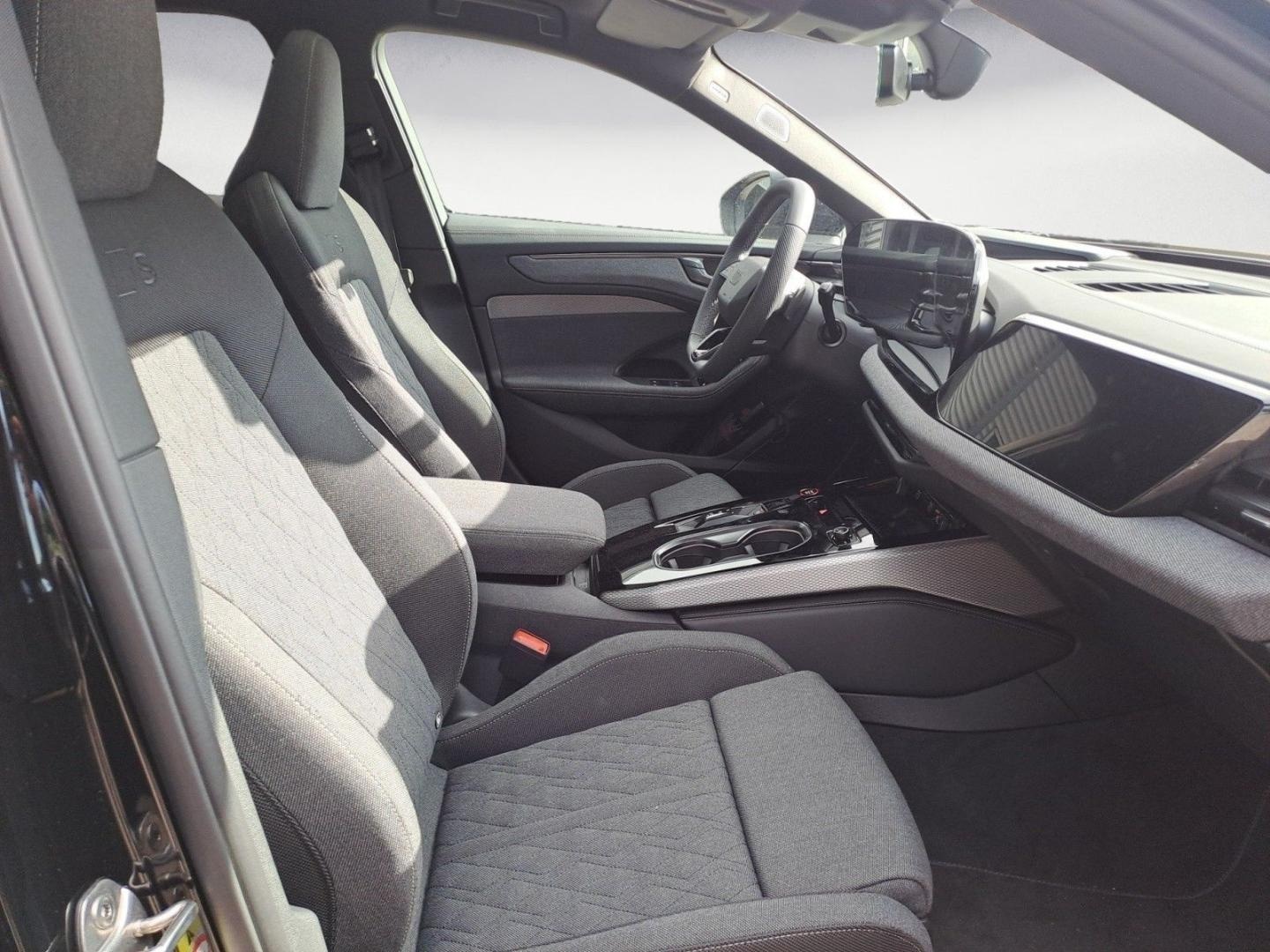 Bild über Audi A6 Avant edition one TDI quattro 150 kW S tronic - für weitere Informationen kontaktieren Sie den Audi Partner